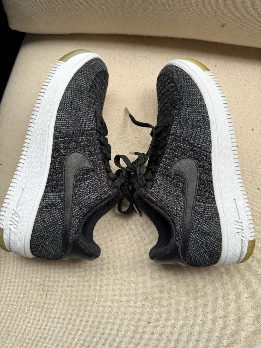 Nike breathable black